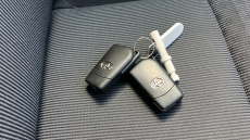 Toyota Yaris 1.33 VVT-i Icon 5dr Petrol Hatchback